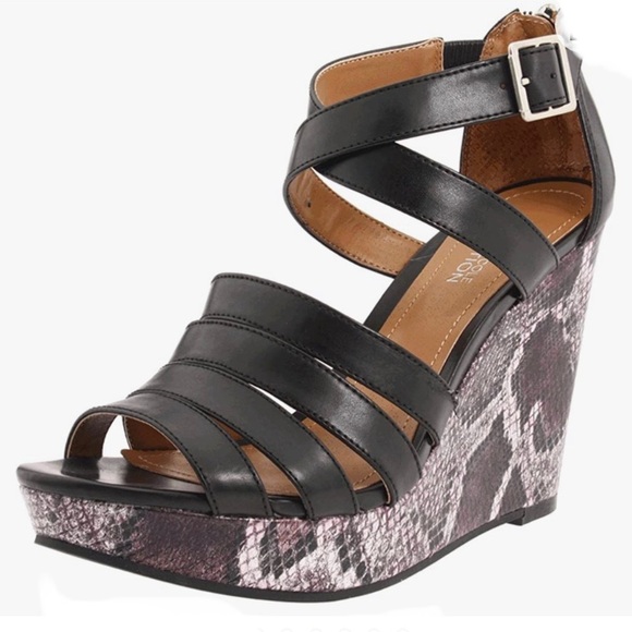 Kenneth Cole Reaction Platform Sandal - Picture 1 of 16